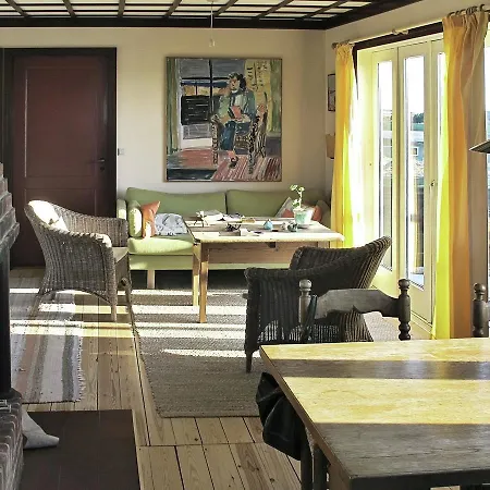 Two-bedroom Holiday In 11 Сasa de vacaciones